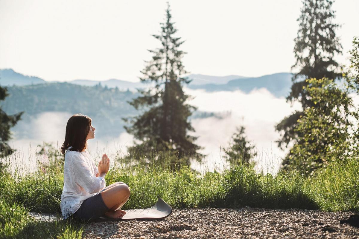 The Rise of Digital Detox: Unplugging in a Hyperconnected World